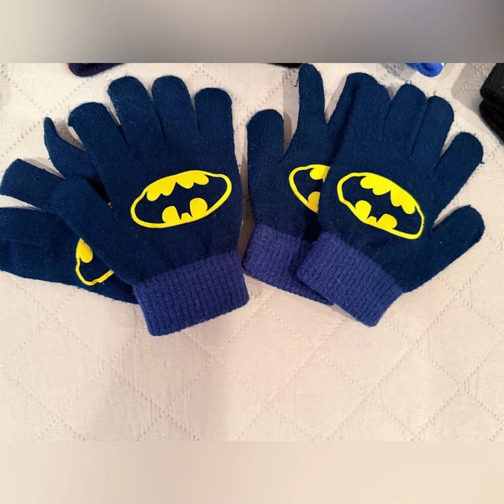 Kids Stretch Gripper Gloves (5 pair) and Batman Gloved (2 pair)